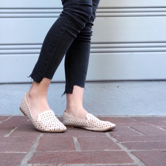 Low Rise Cropped & Frayed Hem - Picture 5 of 16